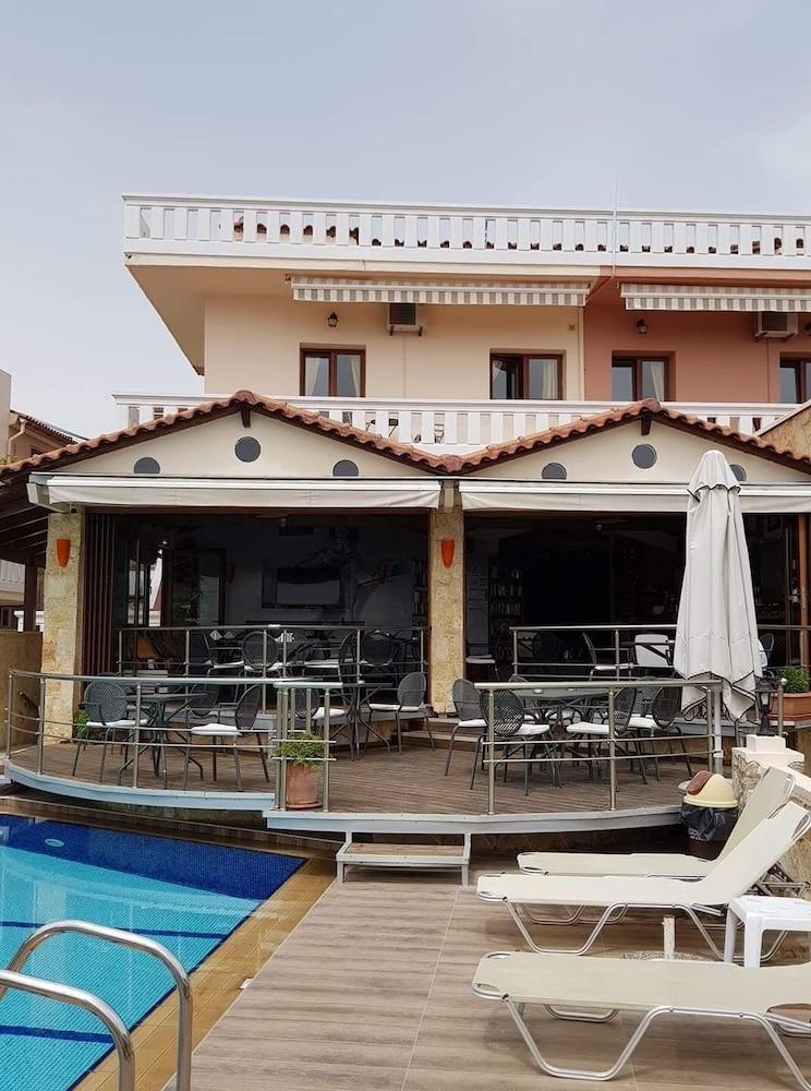Kokalas Resort Jeorjoúpoli Eksteriør bilde