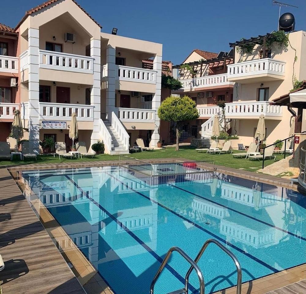 Kokalas Resort Jeorjoúpoli Eksteriør bilde